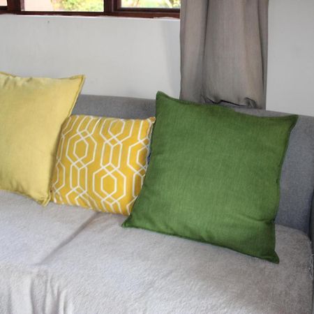 Patogeng Self Catering - Da Gama Dam view Villa White River Bagian luar foto
