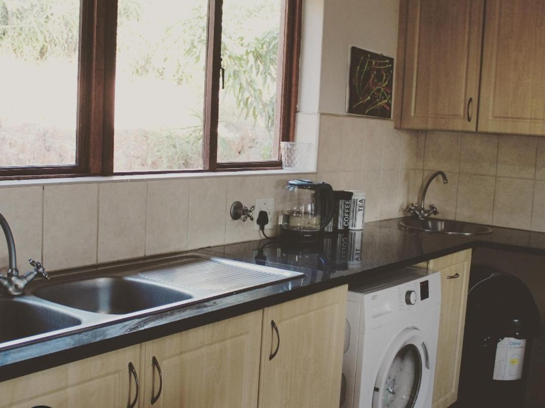 Patogeng Self Catering - Da Gama Dam view Villa White River Bagian luar foto