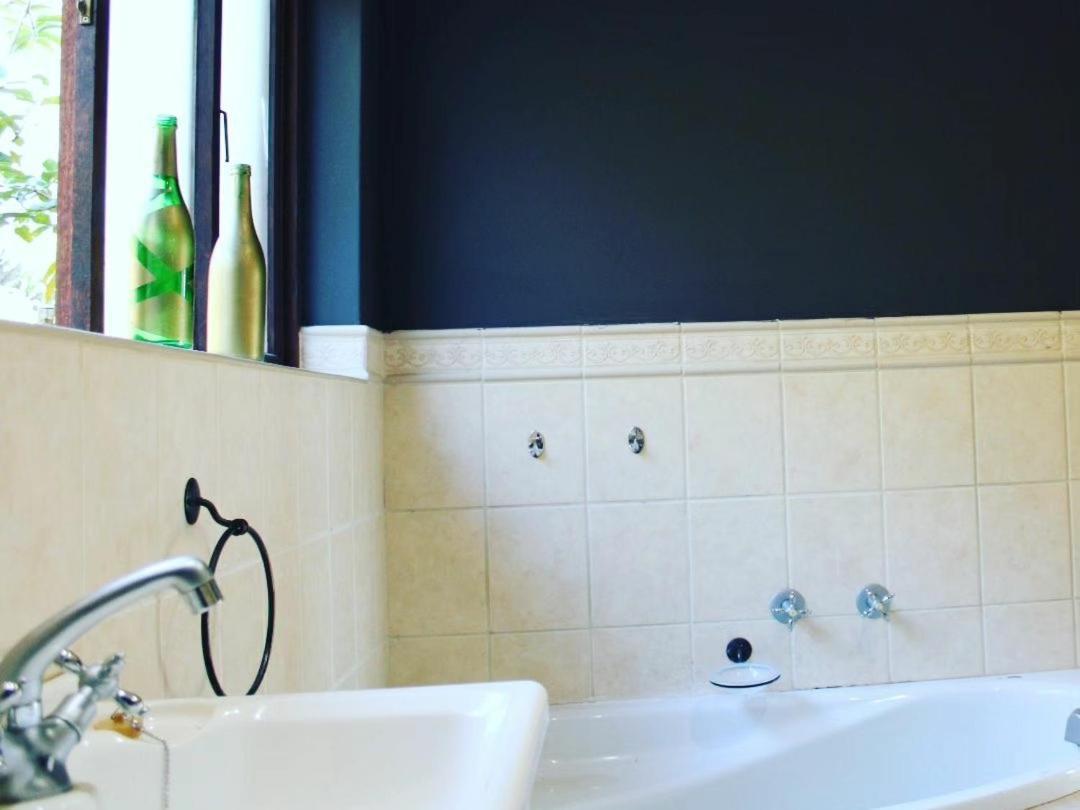 Patogeng Self Catering - Da Gama Dam view Villa White River Bagian luar foto